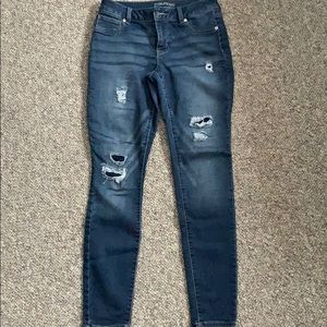 Maurices distressed skinny jeans